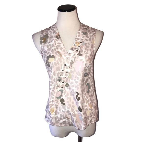 Ted Baker Alethe Eyelet Detail V Neck Sleeveless Tank - Picture 4 of 11